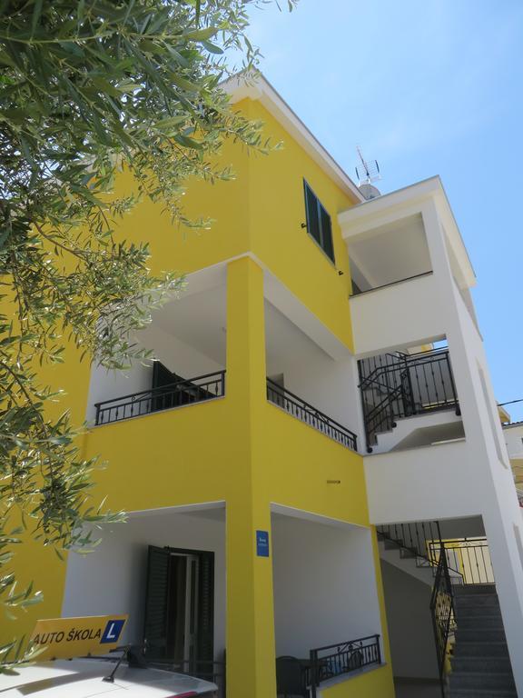 Apartments Luka Pakoštane Dış mekan fotoğraf