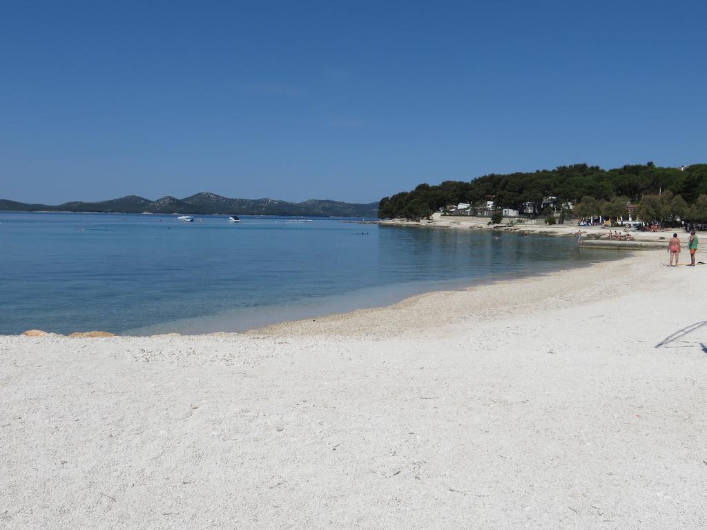 Apartments Luka Pakoštane Dış mekan fotoğraf