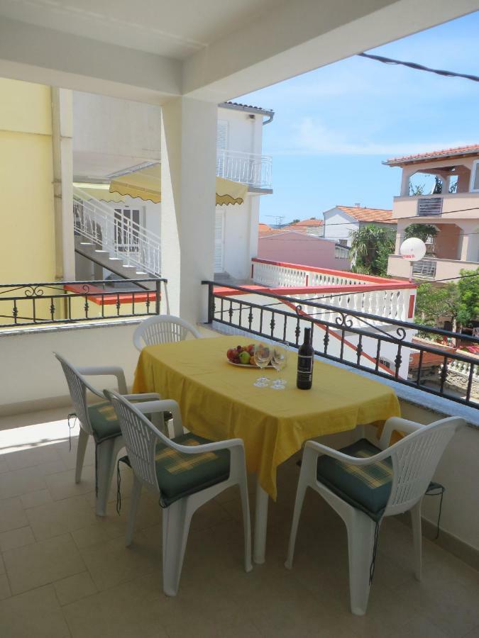 Apartments Luka Pakoštane Oda fotoğraf